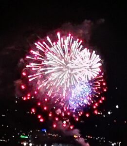 9 fuochi artificio jpg